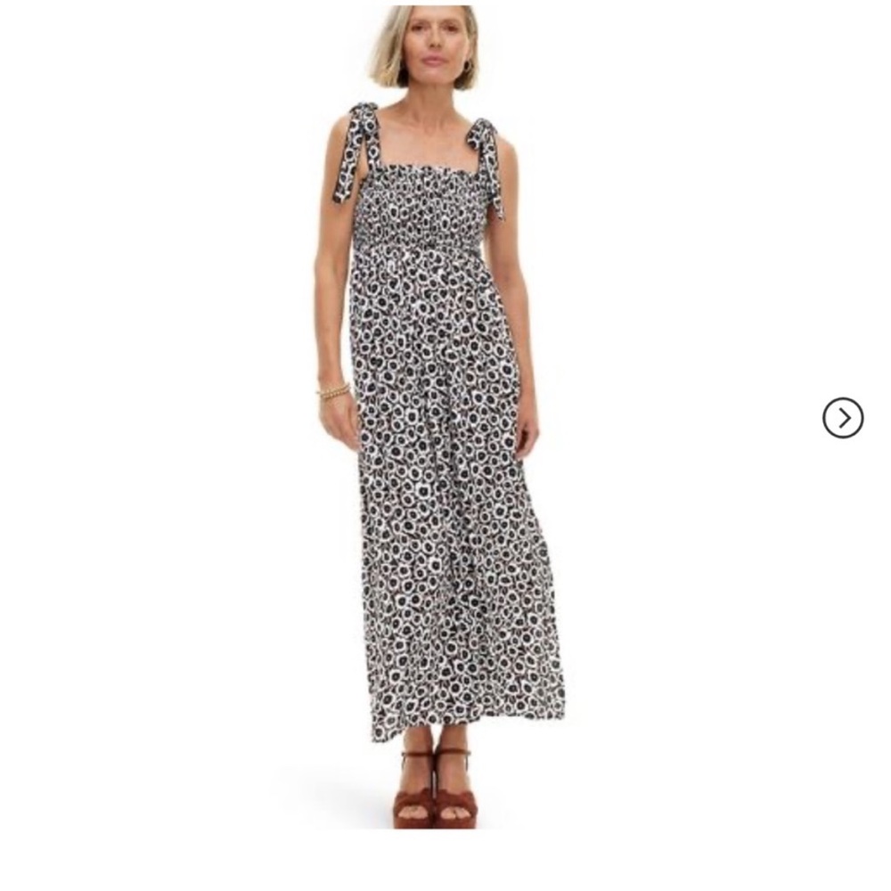 DVFxTarget NWT Floral Maxi Dress Tie Strap Smocked Boho Resort Vacation Sundress